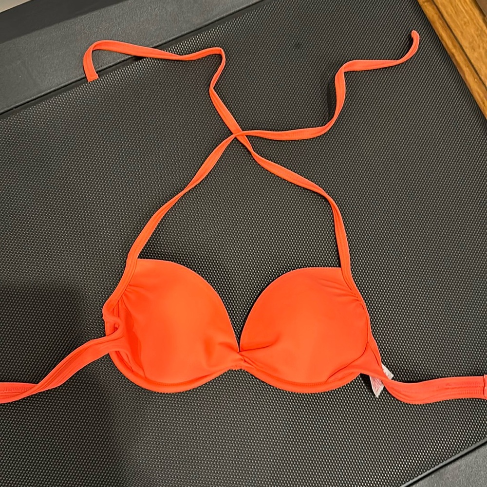 Swim suit top